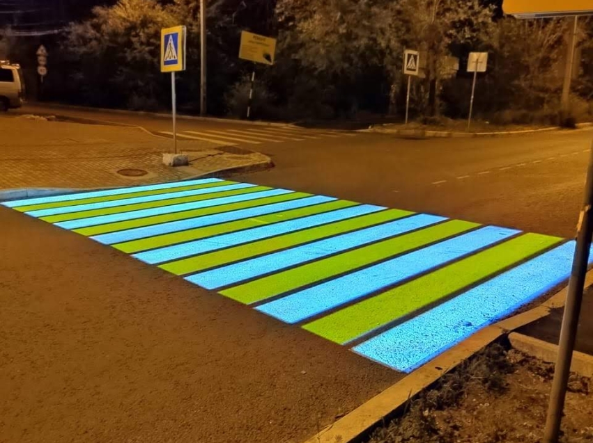 Еще пять проекционных пешеходных переходов запустили в Чите по нацпроекту